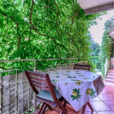 Amaii 2 Apartment *