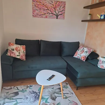 Apartment Amaii 2 Karigador